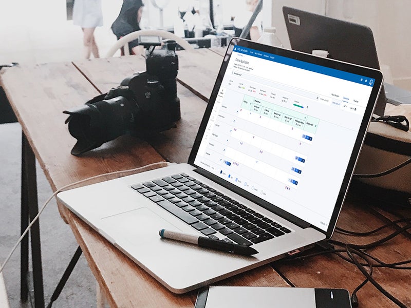 Domino Volt Showroom